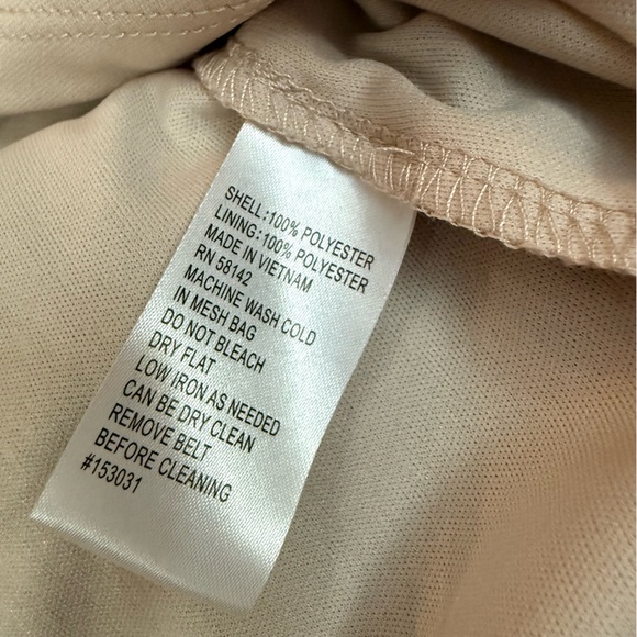 Black polkadot dress - Picture 6 of 6